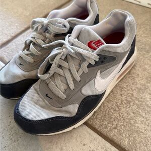 Nike Men's Gray, Black, and Red Sneakers